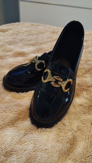 Mocasines, charol 38