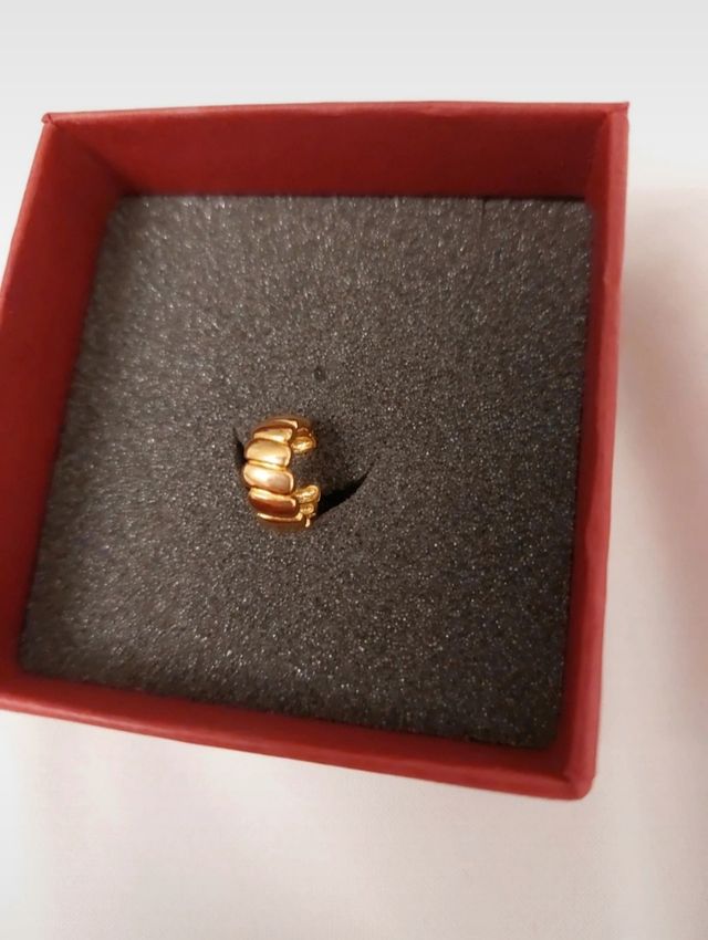 Monorecchino cuff, Rebecca