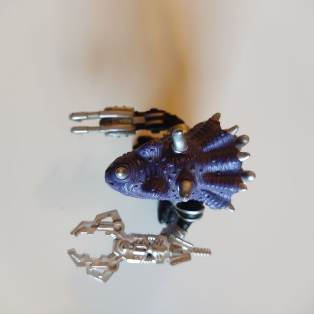 Figura Mighty Warsaurus