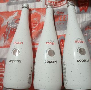 Bottiglie vuote da collezione