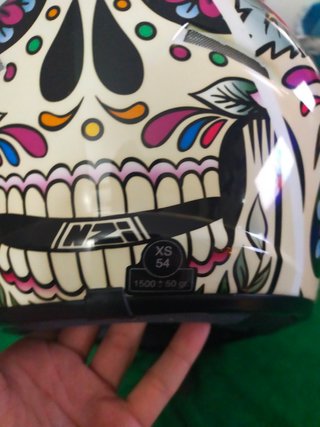 Casco nzi talla XS