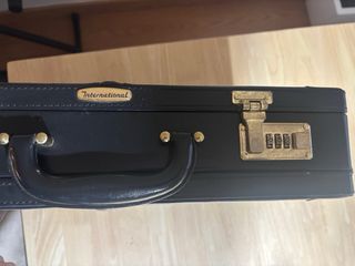 Maletín marca international