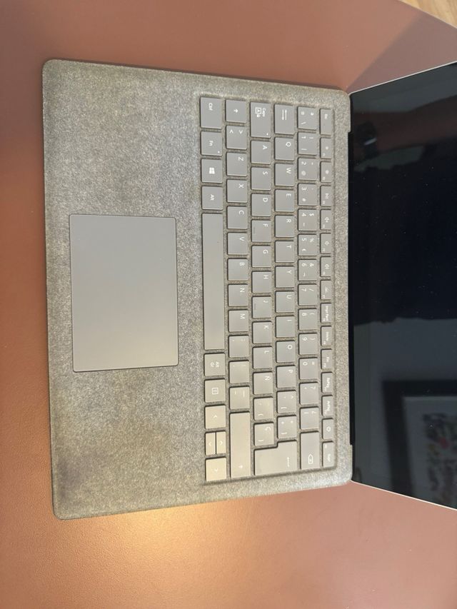 Microsoft Surface Laptop i5