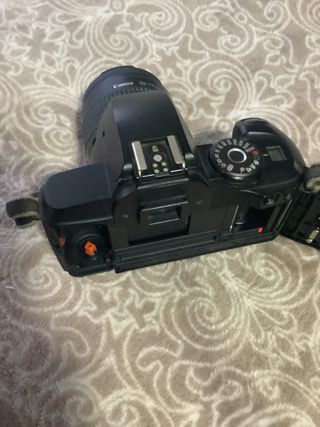 Cámara réflex analógica automática Canon