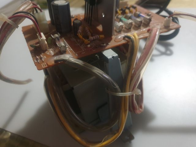 Transformador y placa