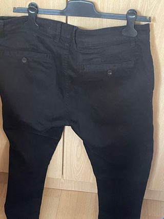 Pantalon negro hombre