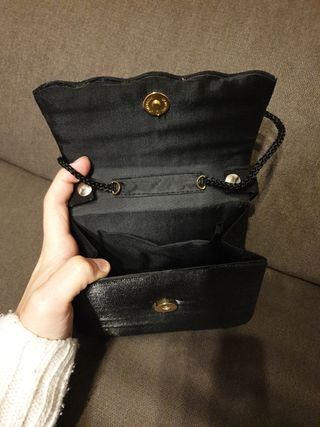 Bolso de mano negro