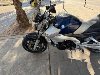 SUZUKI GSR 600 2006 IMPECABLE