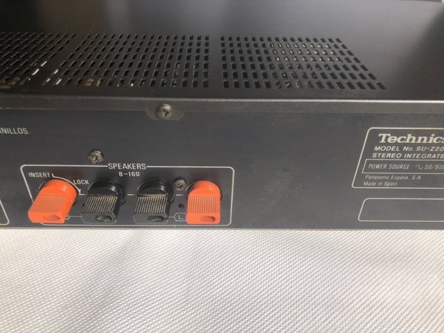 Amplificador Technics SU-Z200S