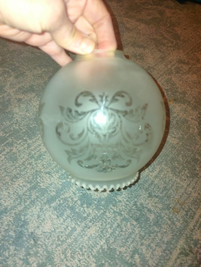 2 globos grabados al ácido vintage.