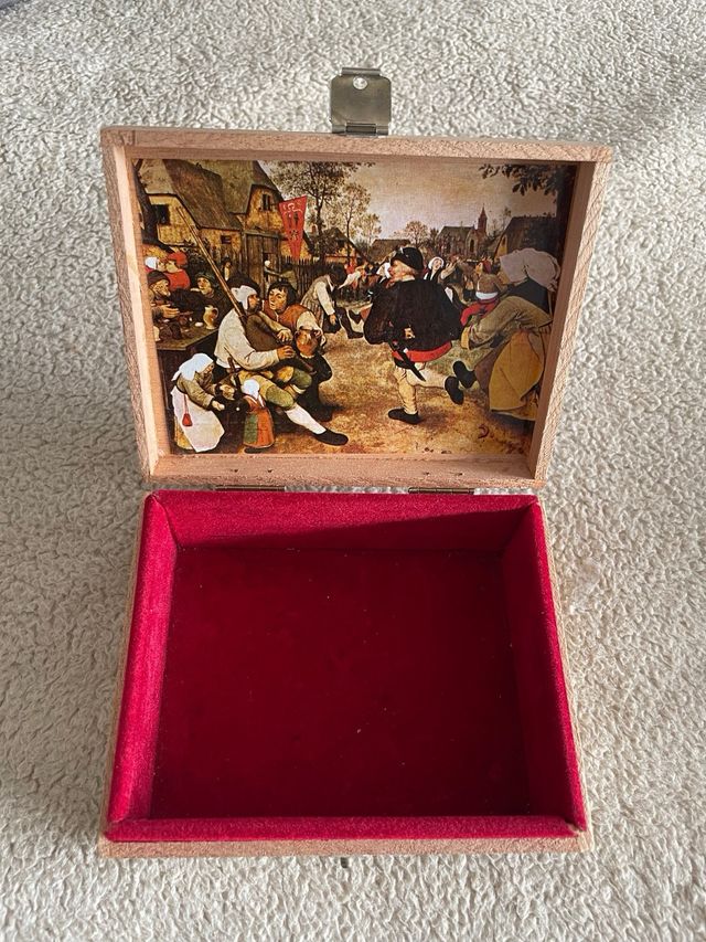 Caja Vintage de Panuelos y Regalos