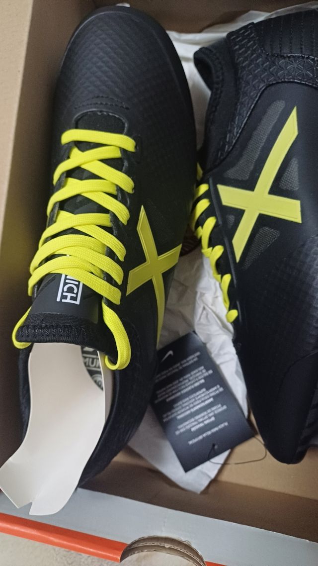 Zapatillas fútbol munich nuevas 