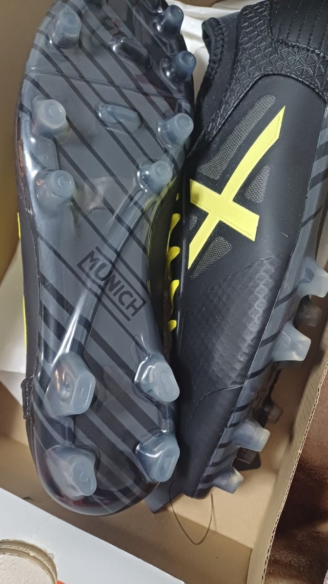 Zapatillas fútbol munich nuevas 