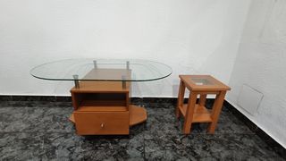 Mesa de centro con ruedas y taburete
