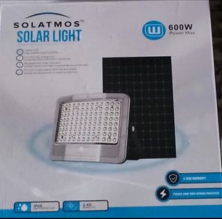 Faro led a luce solare 