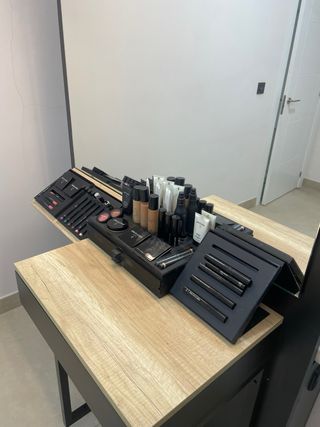 Expositor Maquillaje con tocador
