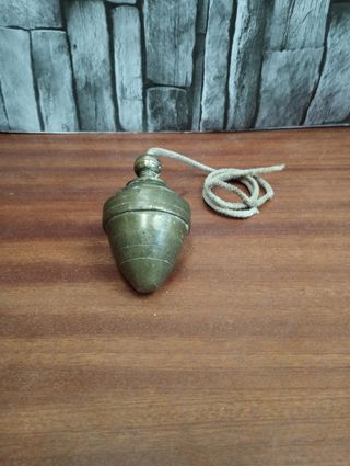 Antigua Plomada de Albañil. De bronce .