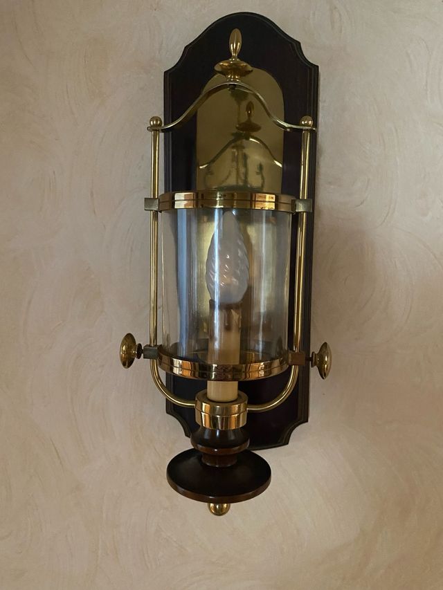 Applica legno e vetro