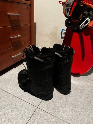 Tabla snowboard hammer y botas