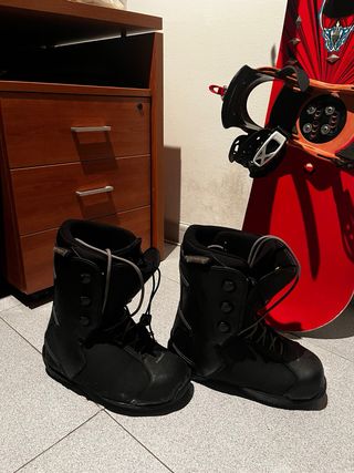 Tabla snowboard hammer y botas