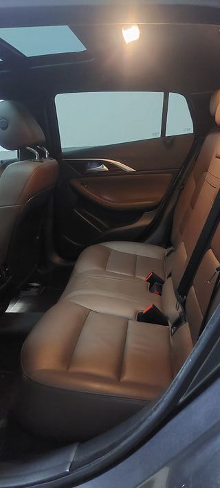 Infiniti QX30 premiun tech