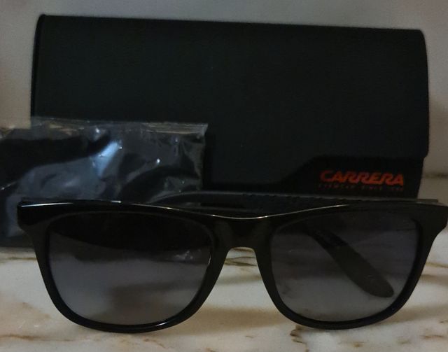 Óculos de Sol Carrera