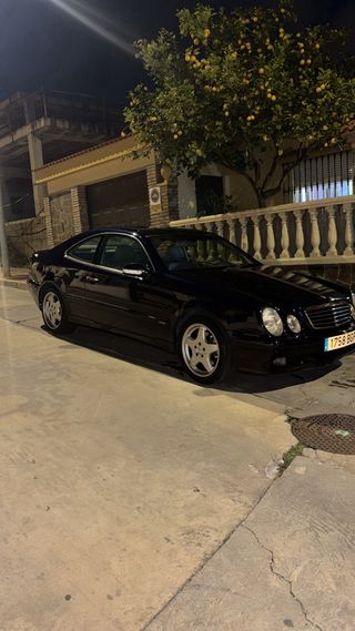 Mercedes-Benz  CLK 2001