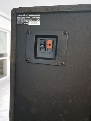 Altavoces Technics modelo sb- ch 570