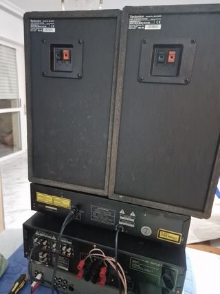 Altavoces Technics modelo sb- ch 570