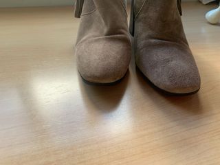 Botines de nobuk