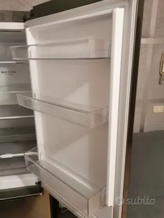 Ripiani in vetro e cassettini frigo LG