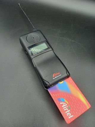 Teléfono móvil Motorola Micro TAC
