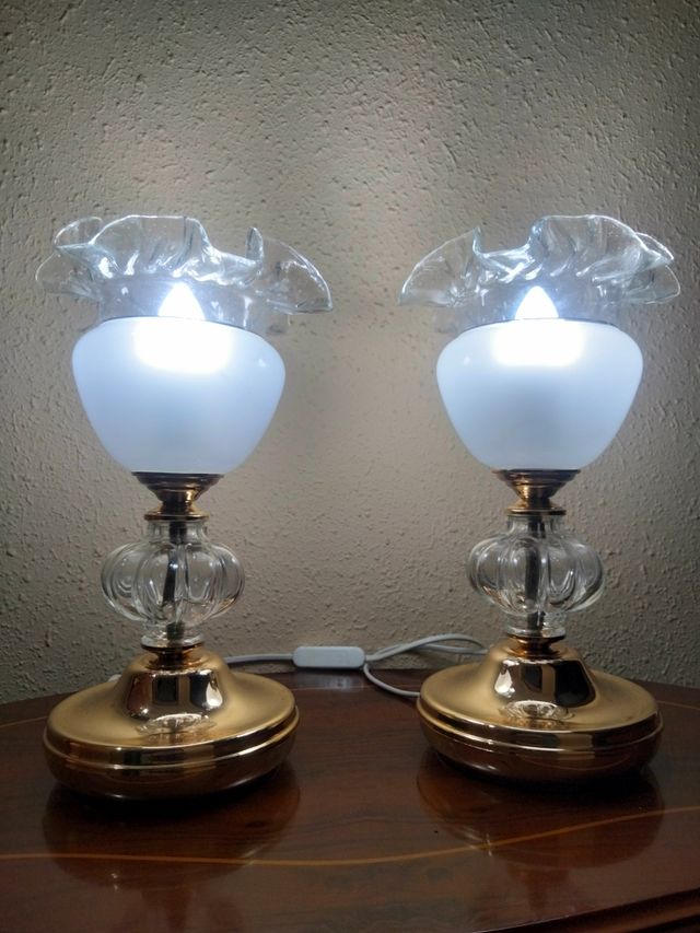 COPPIA DI LAMPADE VINTAGE IN BRONZO E CRISTALLO IMPERO