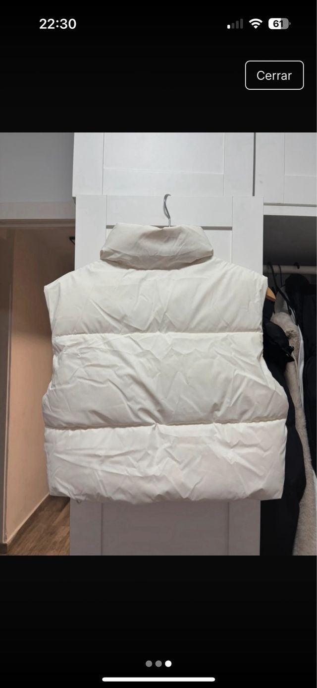 chaleco blanco bershka