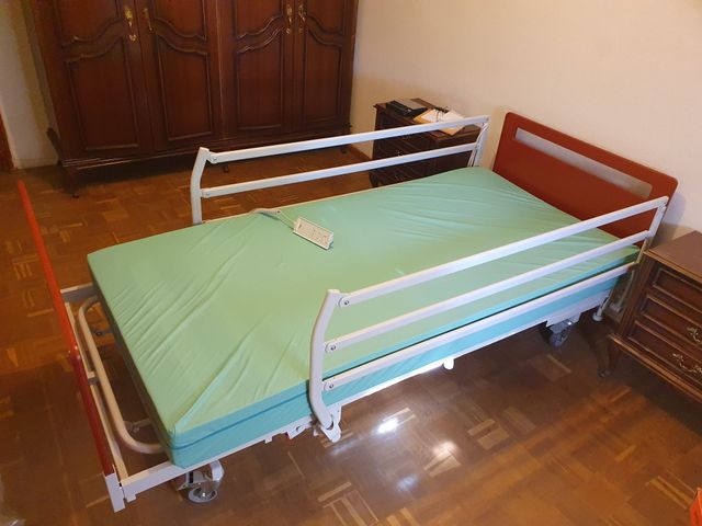 Cama eléctrica articulada con colchón. NUEVOS