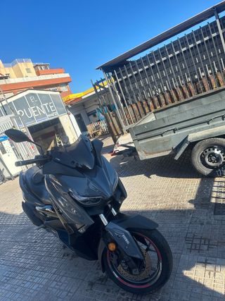 Moto yamaha xmax tech 125