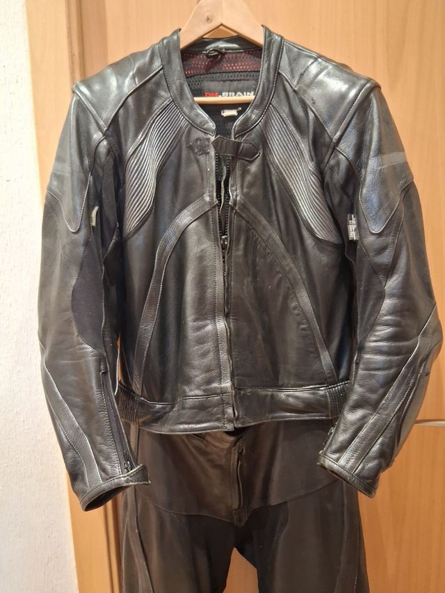 MONO MOTO 2 PIEZAS PIEL T52 ON-BRAIN