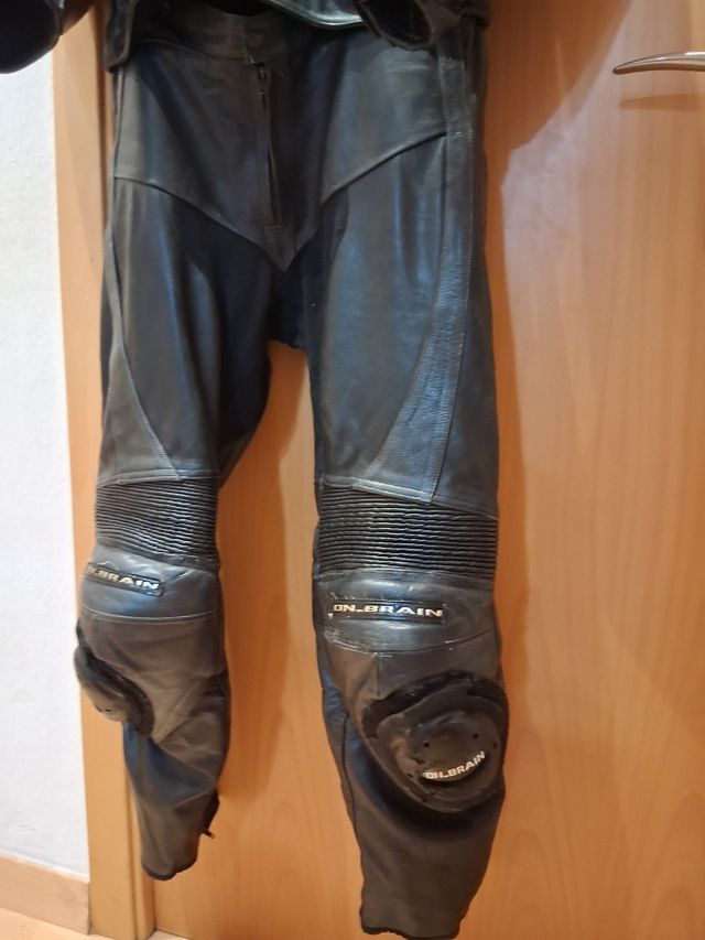 MONO MOTO 2 PIEZAS PIEL T52 ON-BRAIN