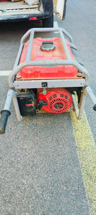 Generador gasolina ( alquiler)