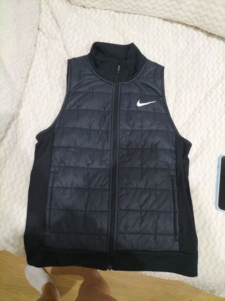 Pluma sin mangas nike