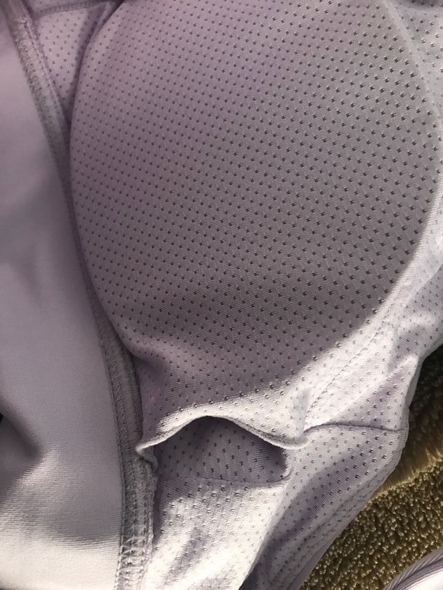 Sujetador de deportivo con copas de relleno