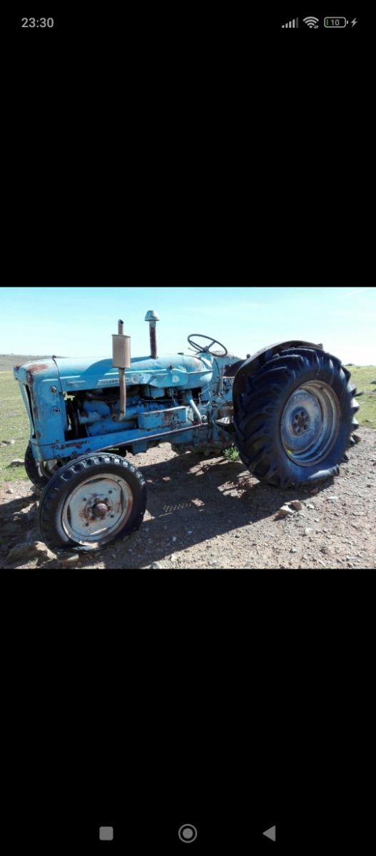 Tractor Ebro super 55