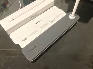 Apple Pencil 1ª generación con funda magnética