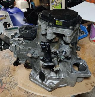 02J301107C Caja Cambios para VOLKSWAGEN GOLF IV