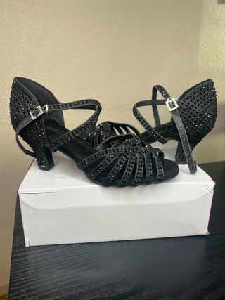 Zapatos de baile latino