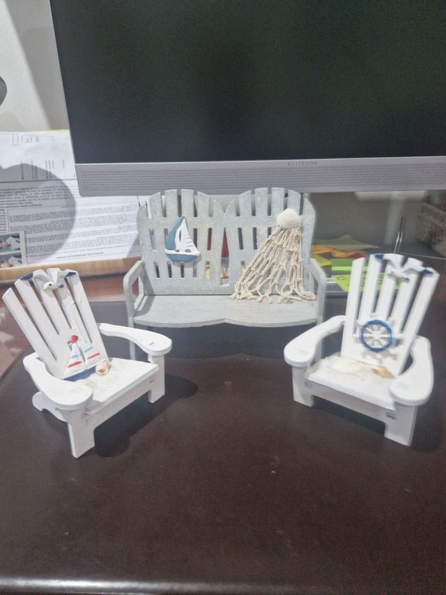 Muebles marineros en miniatura