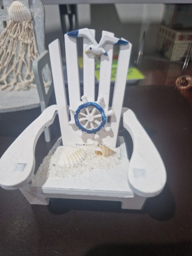 Muebles marineros en miniatura