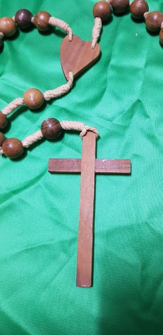 Antiguo rosario para Primera Comunión.50años.