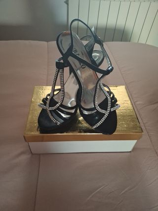 Zapatos fiesta