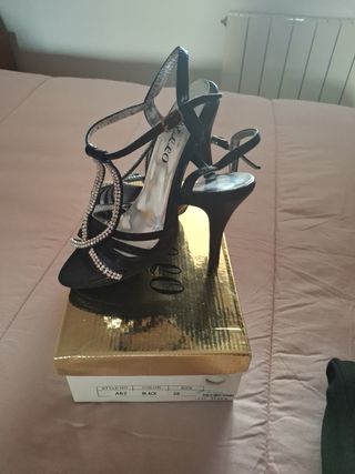 Zapatos fiesta